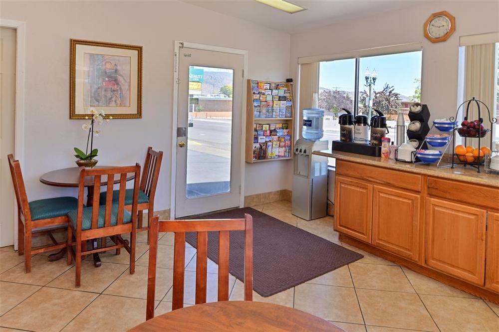 Travelodge By Wyndham Klamath Falls Restaurant bilde
