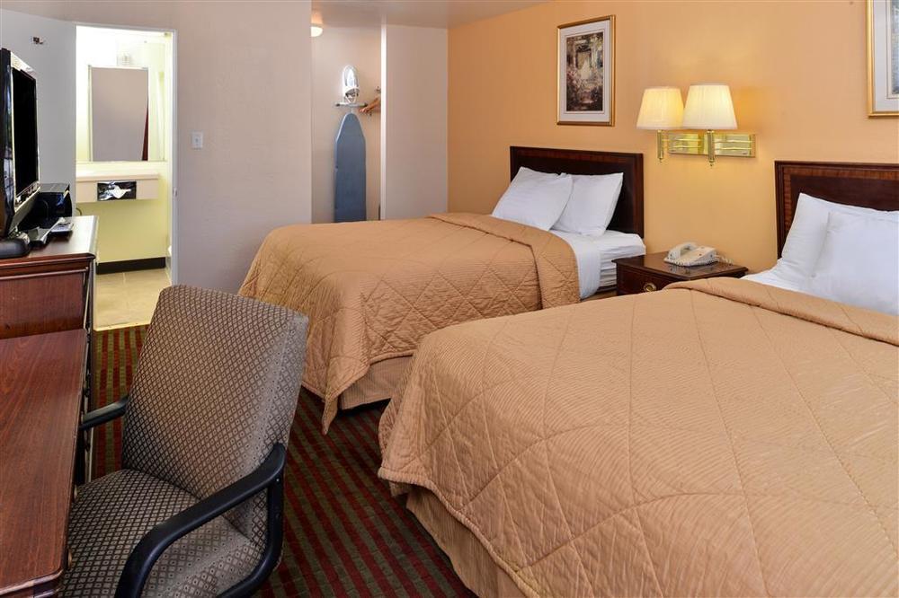 Travelodge By Wyndham Klamath Falls Rom bilde